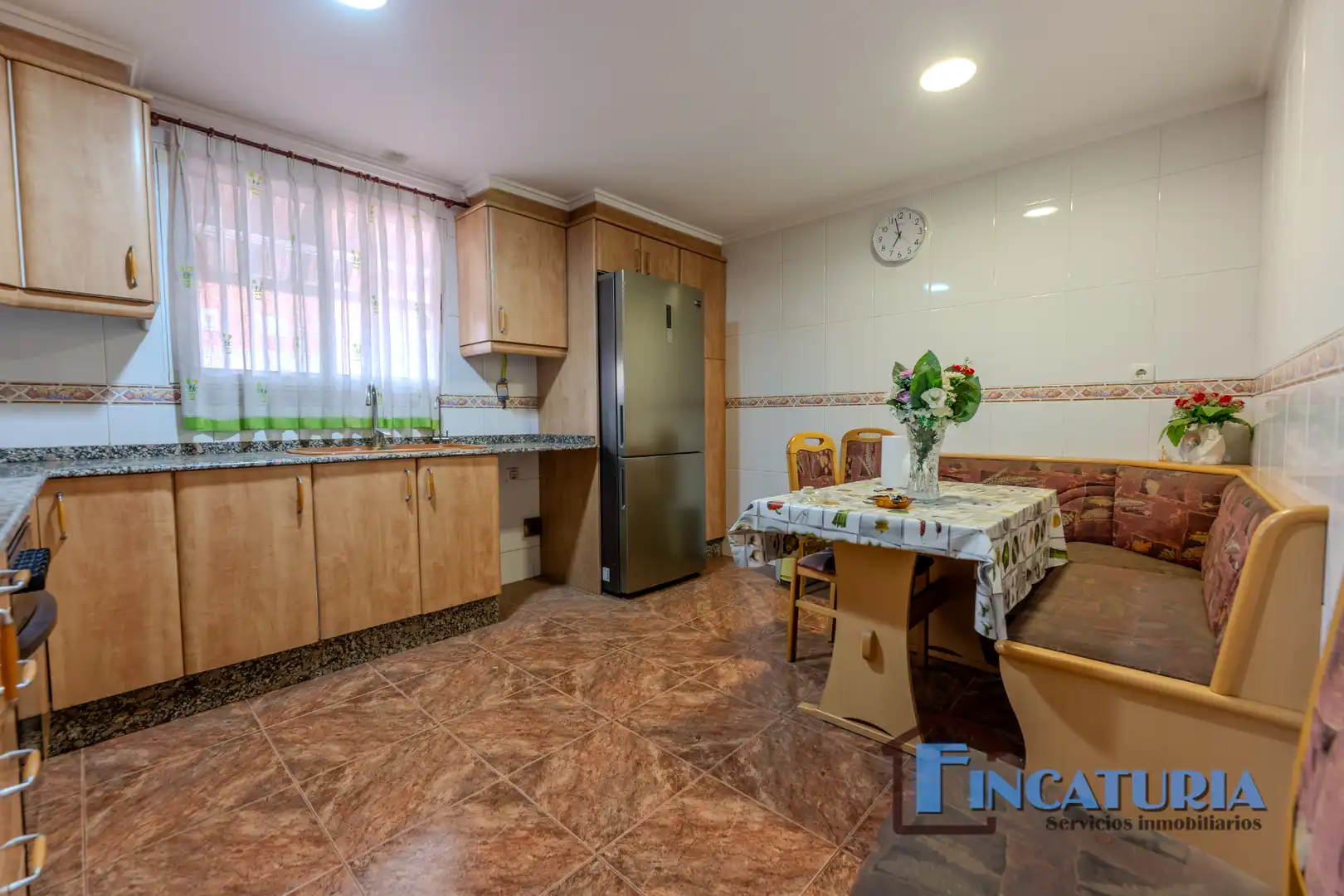 Küche von Wohnung zum Verkauf in Mislata mit Klimaanlage, Parkett und Terrasse