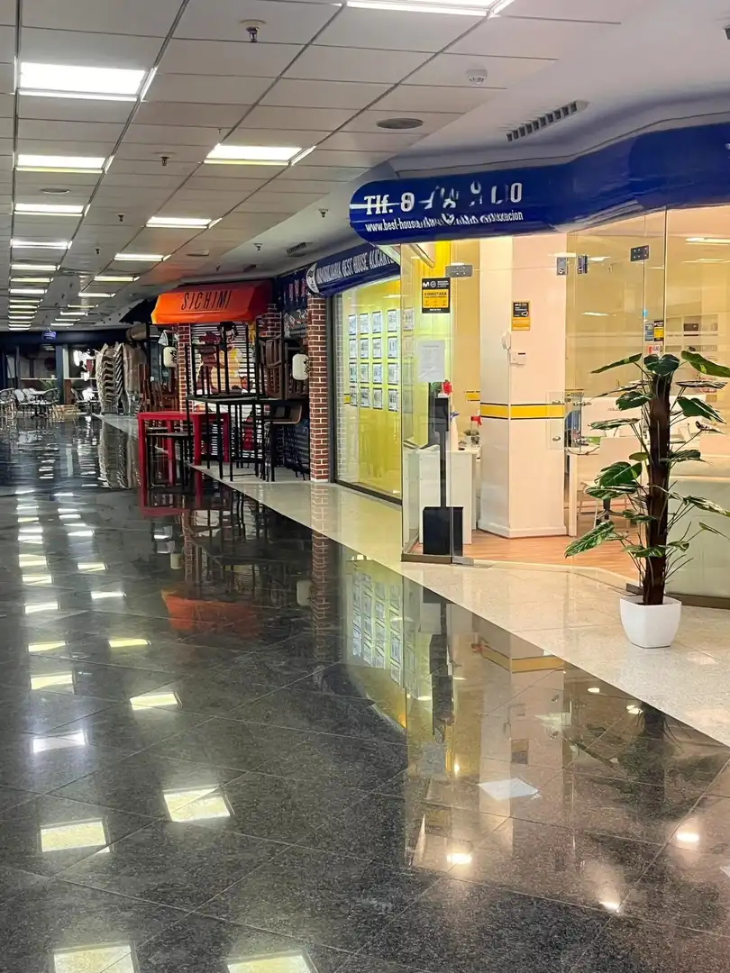 Oficina en venta en Alicante / Alacant con Aire acondicionado