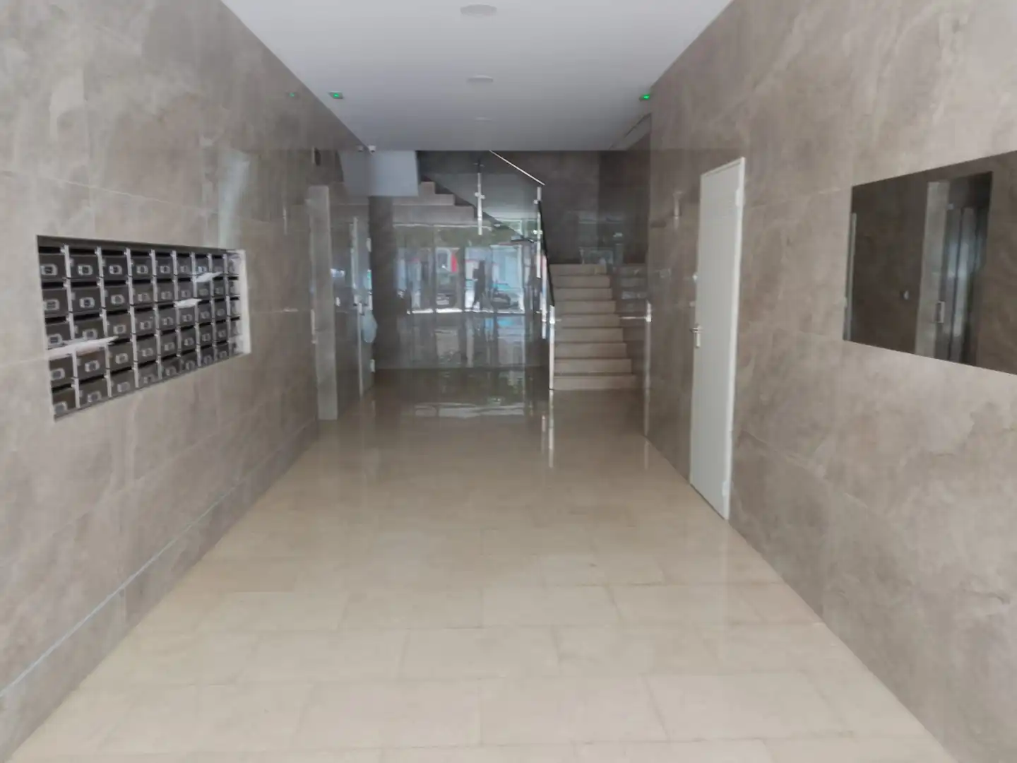 Piso en venta en Carrer de Joaquín Benlloch, 10, Malilla