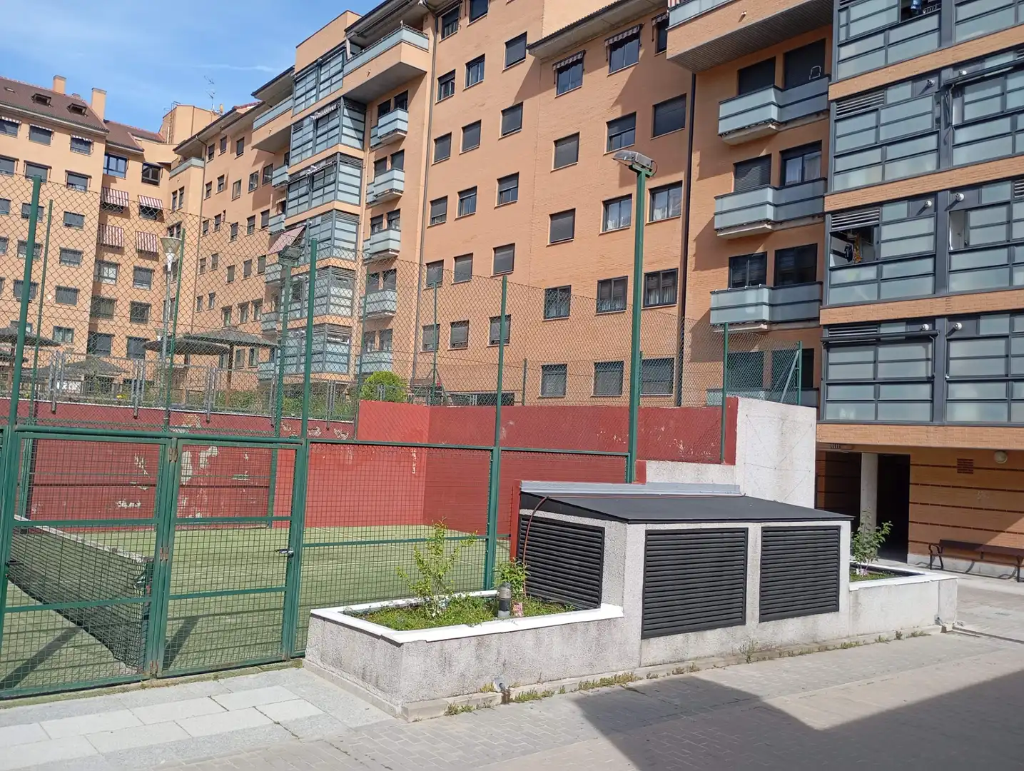 Parking de Ático en venta en Rivas-Vaciamadrid con Aire acondicionado, Calefacción y Terraza
