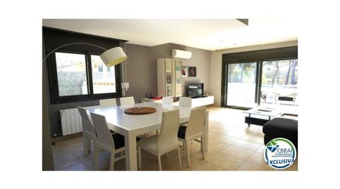 Foto 3 de Casa o chalet en venta en Calle de L'eucaliptus, Nord, Roses