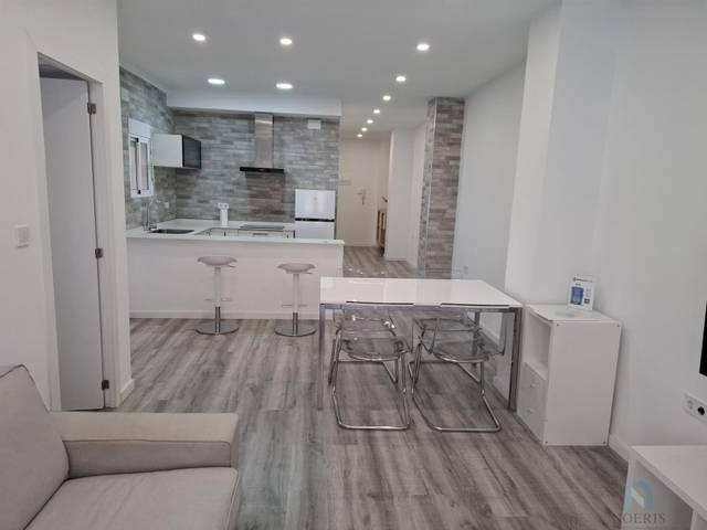 Piso en Alquiler en  Literato Azorin en Russafa