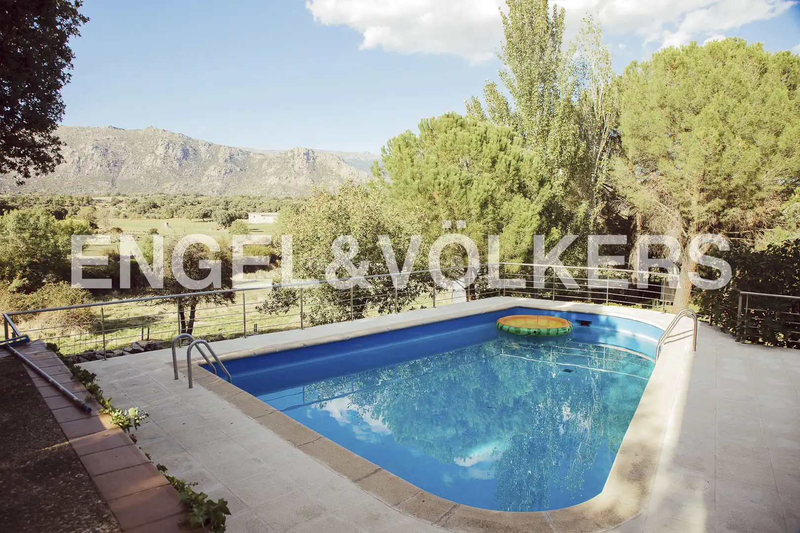 Swimming pool of Houses for rent in El Boalo - Cerceda – Mataelpino  with Air Conditioner, Heating and Private garden