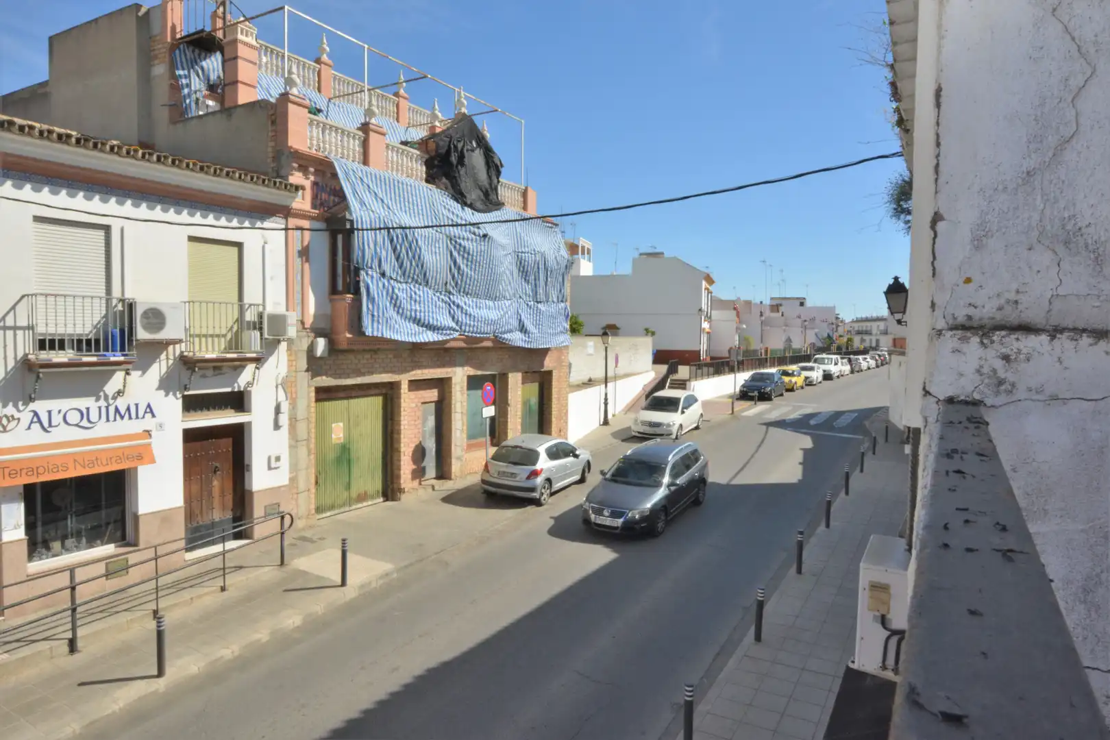 Vista exterior de Casa o xalet en venda en Sanlúcar la Mayor amb Aire condicionat, Calefacció i Traster