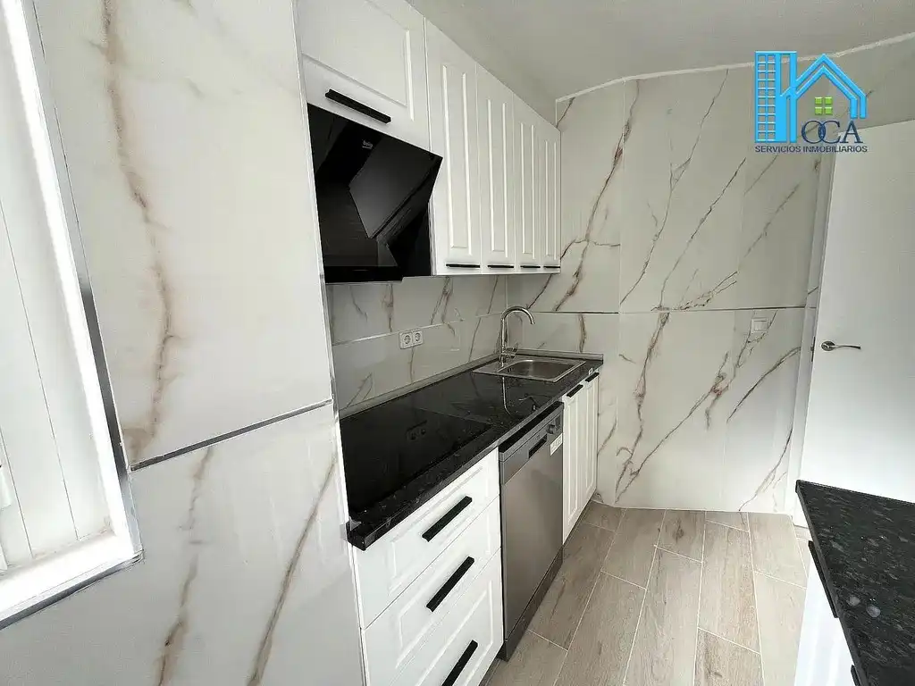 Kitchen of Flat for sale in Madrid  with Air Conditioner