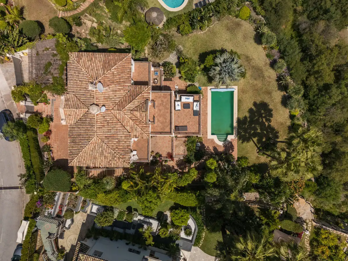 Jardí de Casa o xalet en venda en Málaga amb Aire condicionat, Terrassa i Moblat