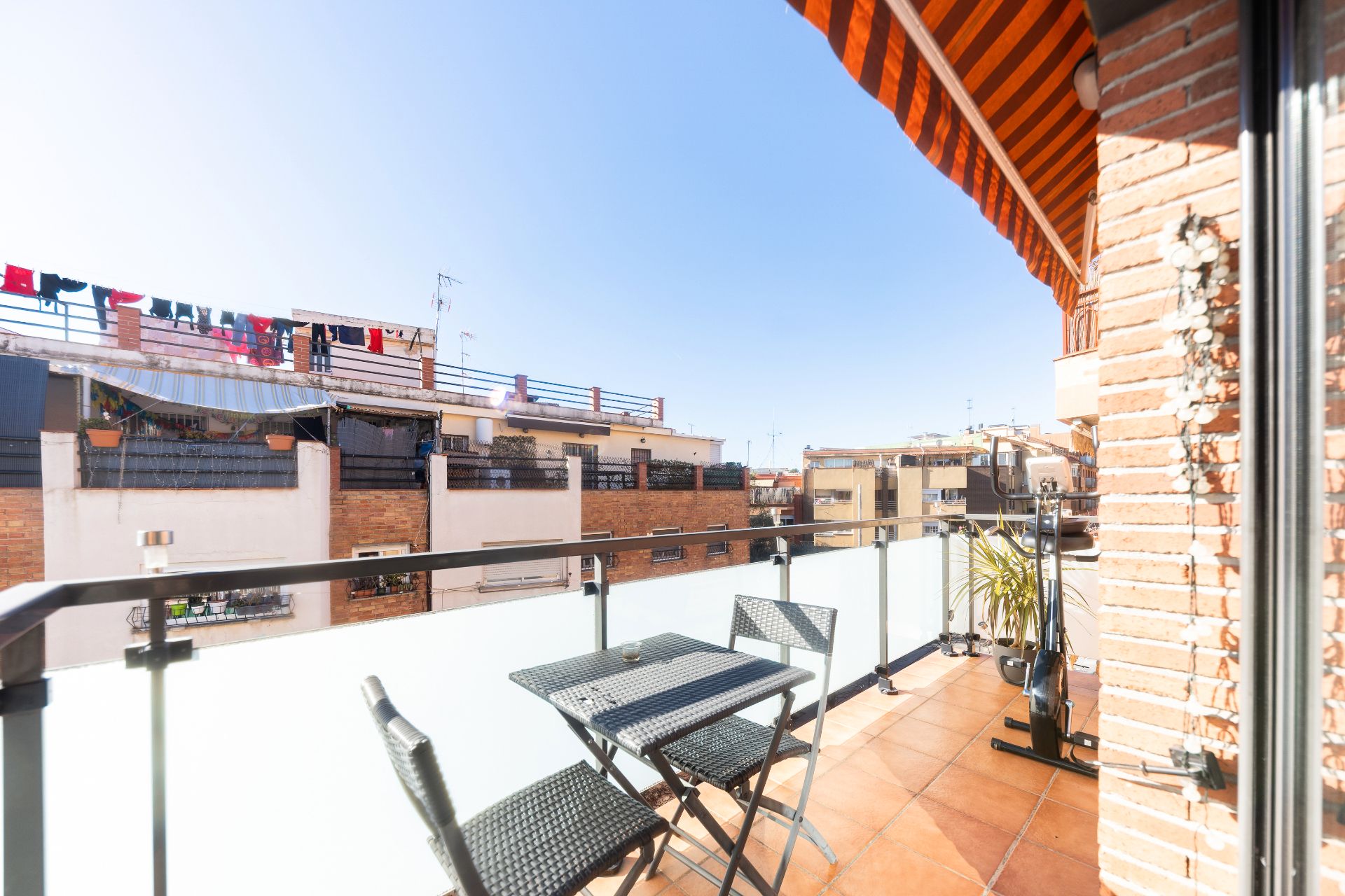 Dúplex en venda a Carrer de les Torres, Les Roquetes