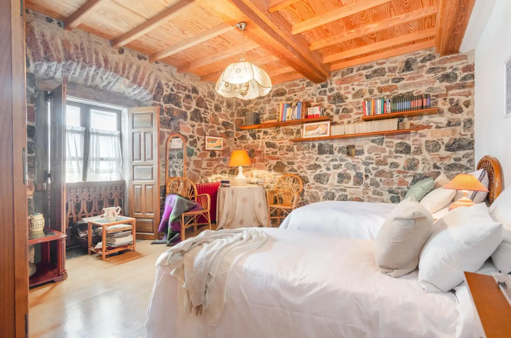 Habitación de Casa o chalet en venta en Avilés con Calefacción, Jardín privado y Terraza