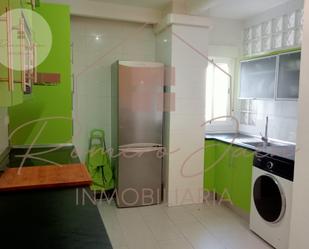 Kitchen of Flat for sale in  Jaén Capital  with Air Conditioner, Furnished and Oven