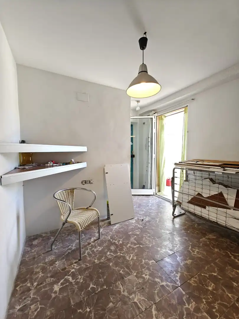 Schlafzimmer von Dachboden zum Verkauf in Ontinyent mit Terrasse, Abstellraum und Balkon