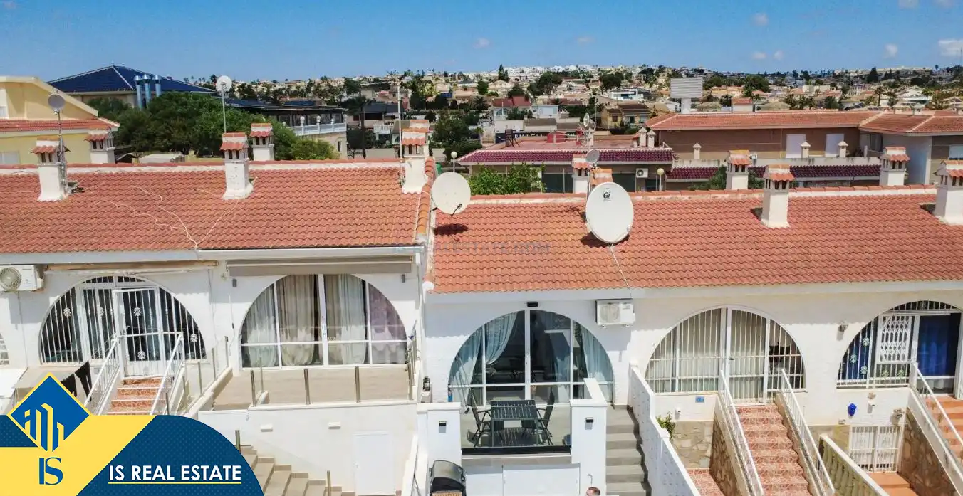 Vista exterior de Casa o xalet en venda en Rojales amb Aire condicionat, Calefacció i Terrassa