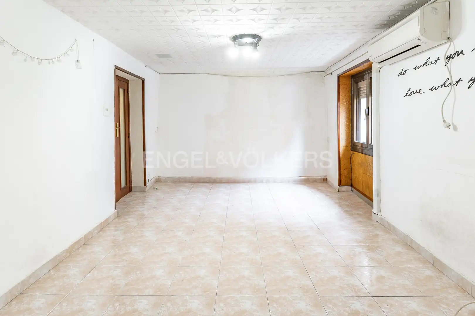 Casa adosada en venda en Santa Coloma de Gramenet amb Aire condicionat, Calefacció i Jardí privat