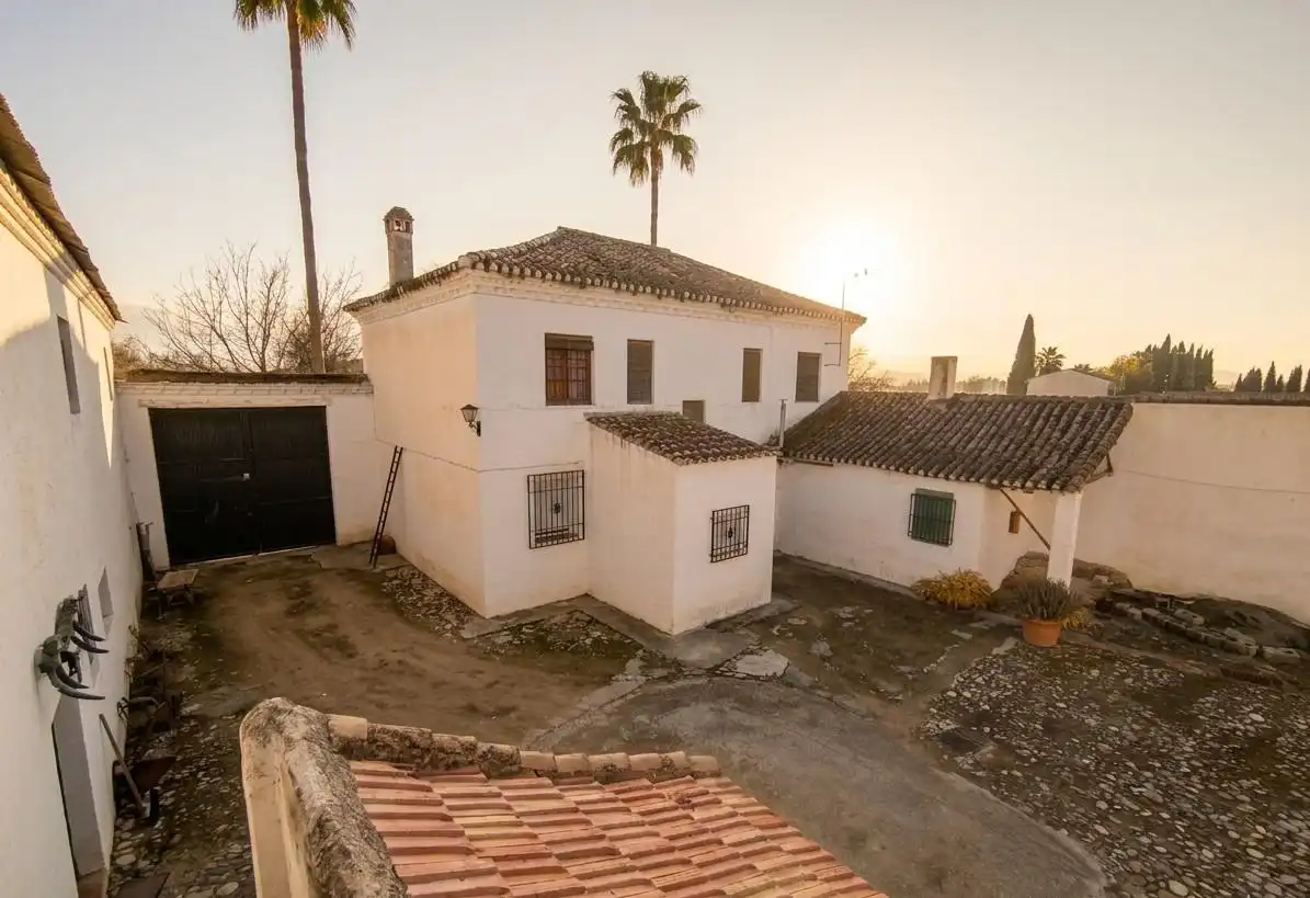 Vista exterior de Casa o chalet en venta en Granada con Terraza y Trastero