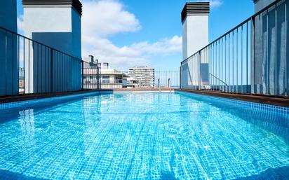 Piscina de Pis en venda en Mataró amb Aire condicionat, Terrassa i Piscina