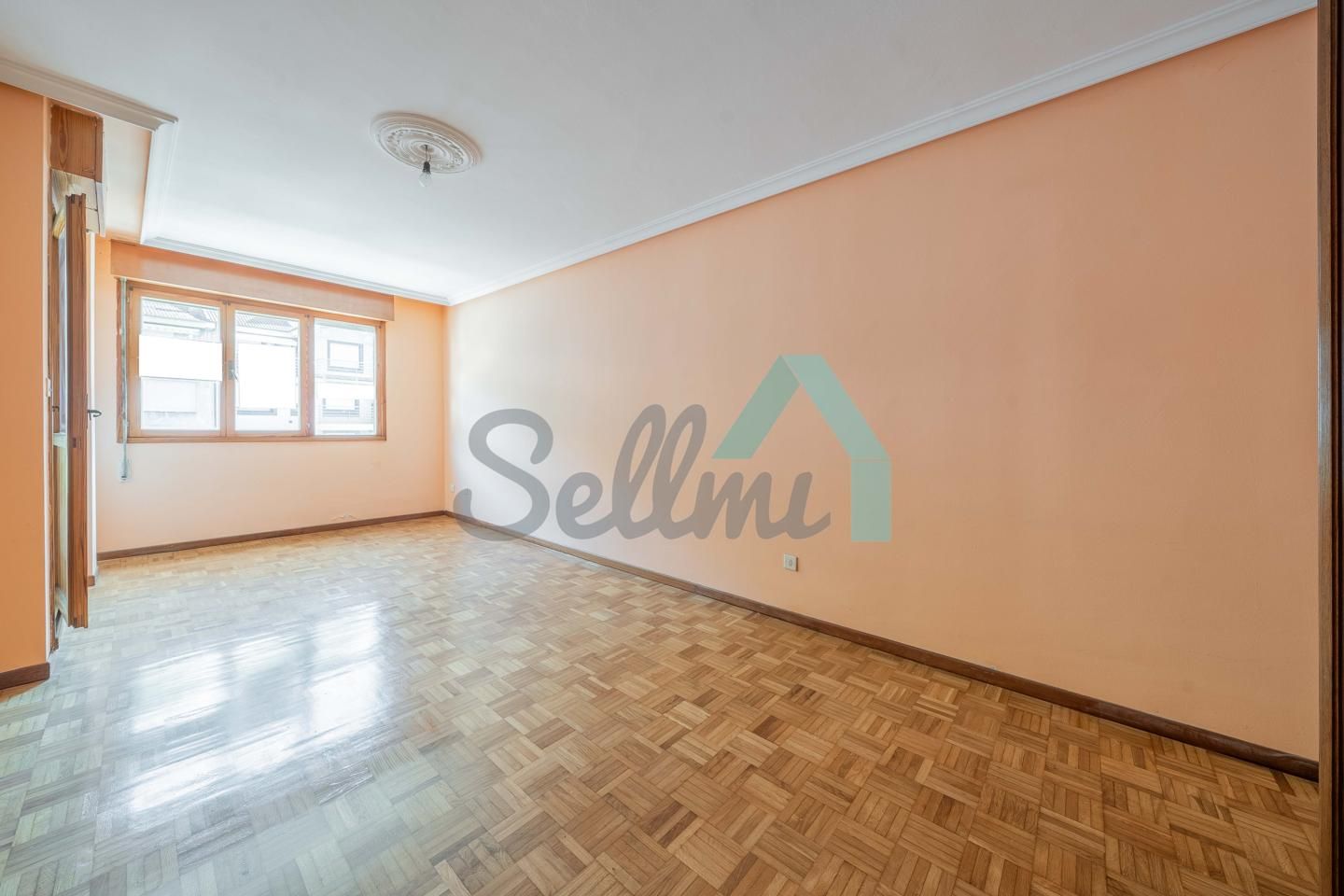 Bedroom of Flat for sale in Aller  with Parquet flooring, Terrace and Storage room