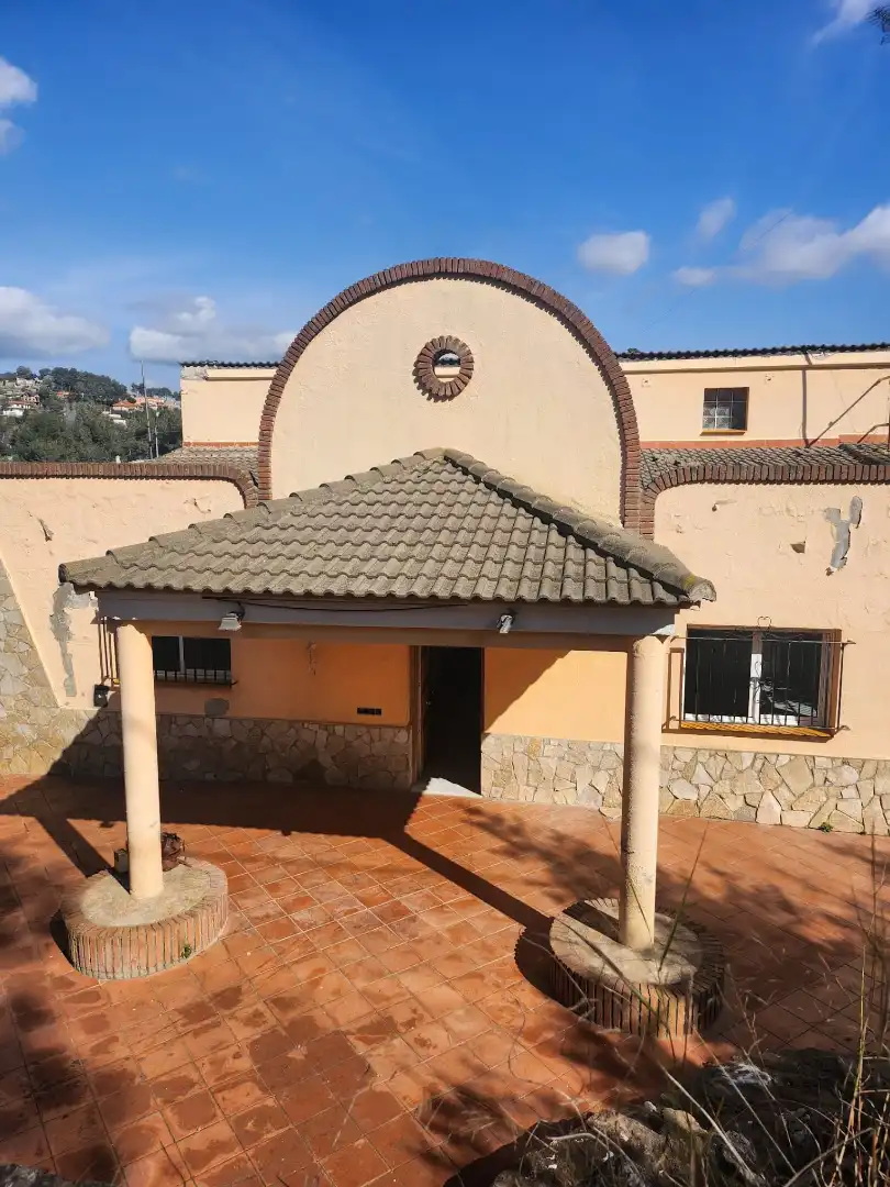 Vista exterior de Casa o xalet en venda en Olesa de Bonesvalls amb Jardí privat i Terrassa