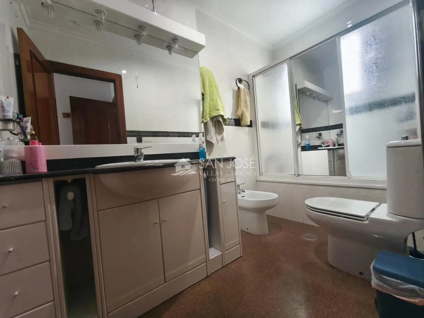 Bathroom of Flat for sale in Aspe  with Air Conditioner