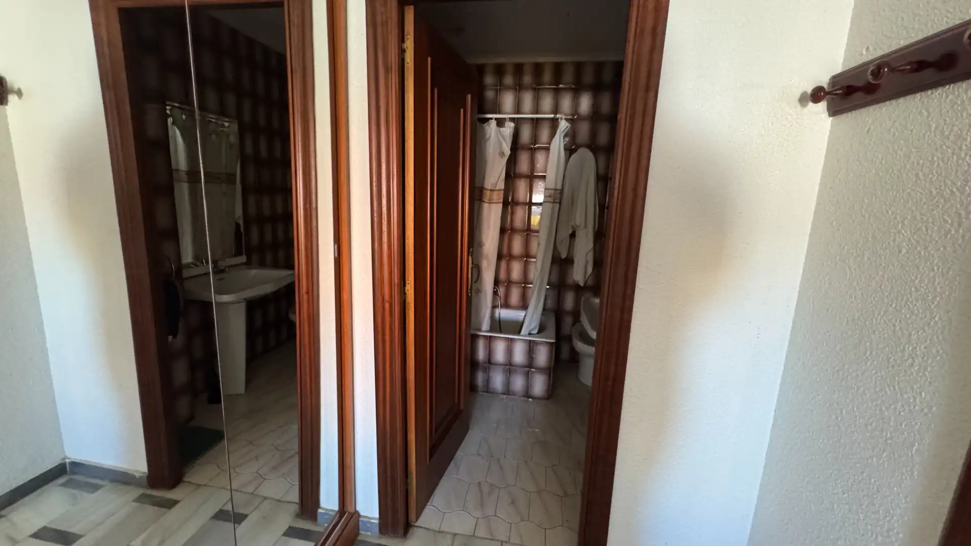 Baño de Piso en venta en Dolores con Amueblado, Horno y Lavadora