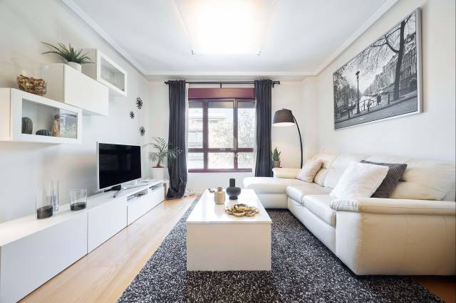 Piso en Alquiler en CALLE ESTRELLA DENEBOLA. en Delicias