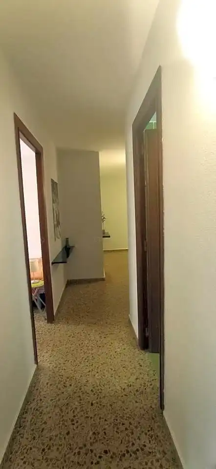 Apartamento de alquiler en Moncada con Aire acondicionado, Terraza y Amueblado