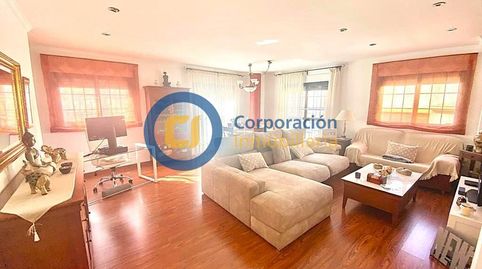 Piso con tres dormitorios y garaje en zona de El Carmen, de reciente construcción, immagine 3