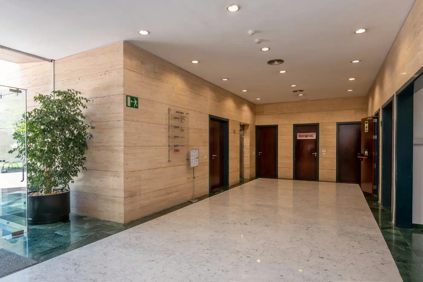 Bureau à louer à Almeda - El Corte Inglés, imagen 26