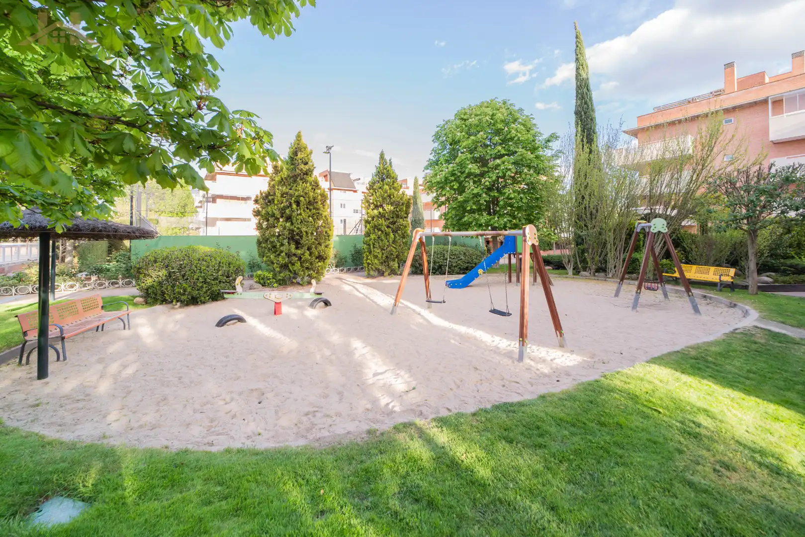 Jardí de Pis en venda en Pozuelo de Alarcón amb Aire condicionat, Calefacció i Terrassa