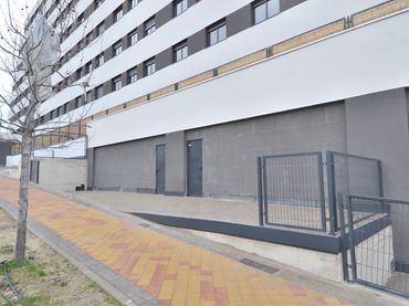 Business premises to rent in Avenida de Juan Pablo II 111