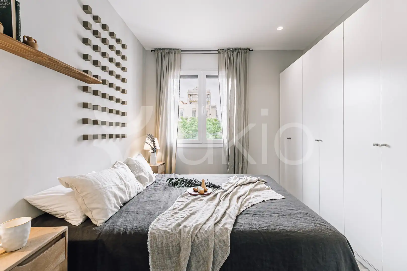 Habitación de Apartamento de alquiler en Barcelona con Aire acondicionado, Calefacción y Amueblado