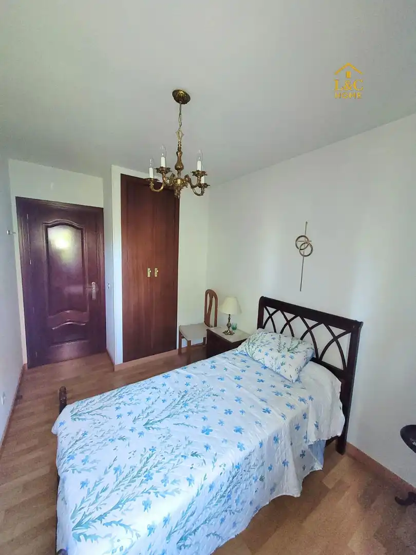 Habitación de Piso en venta en Madrid con Calefacción, Terraza y Amueblado