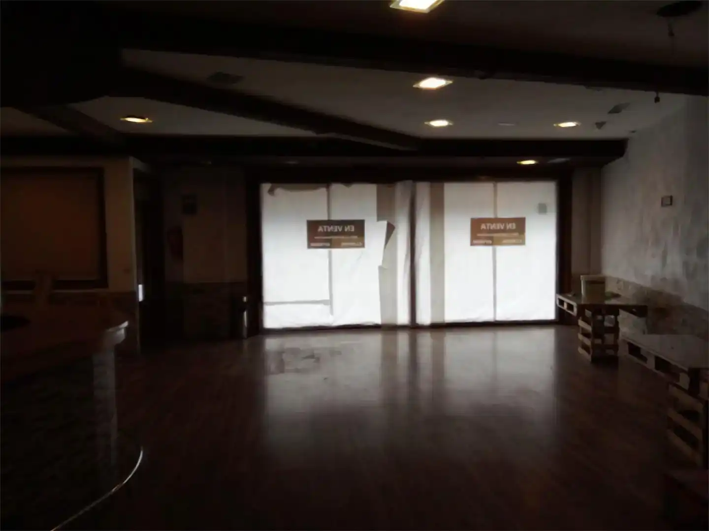Commercial properties for sale in Oseiro