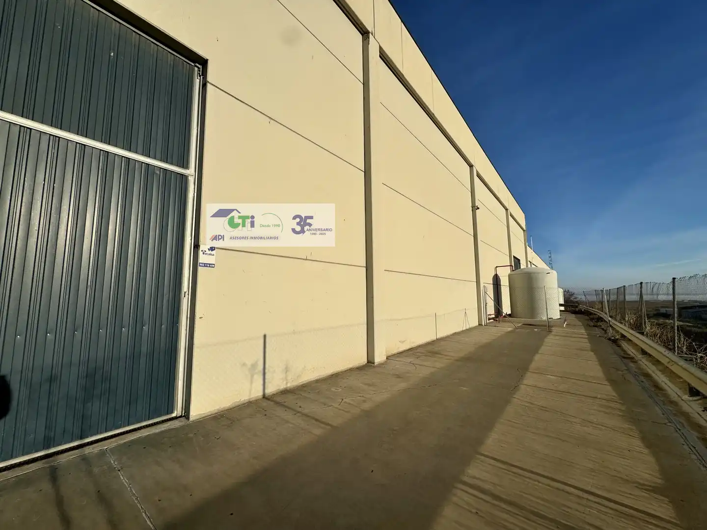 Exterior view of Industrial buildings for rent in La Muela