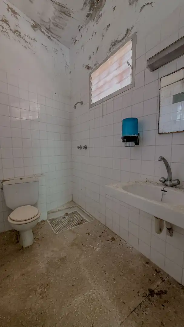 Bathroom of Houses for sale in Alella, Barcelona