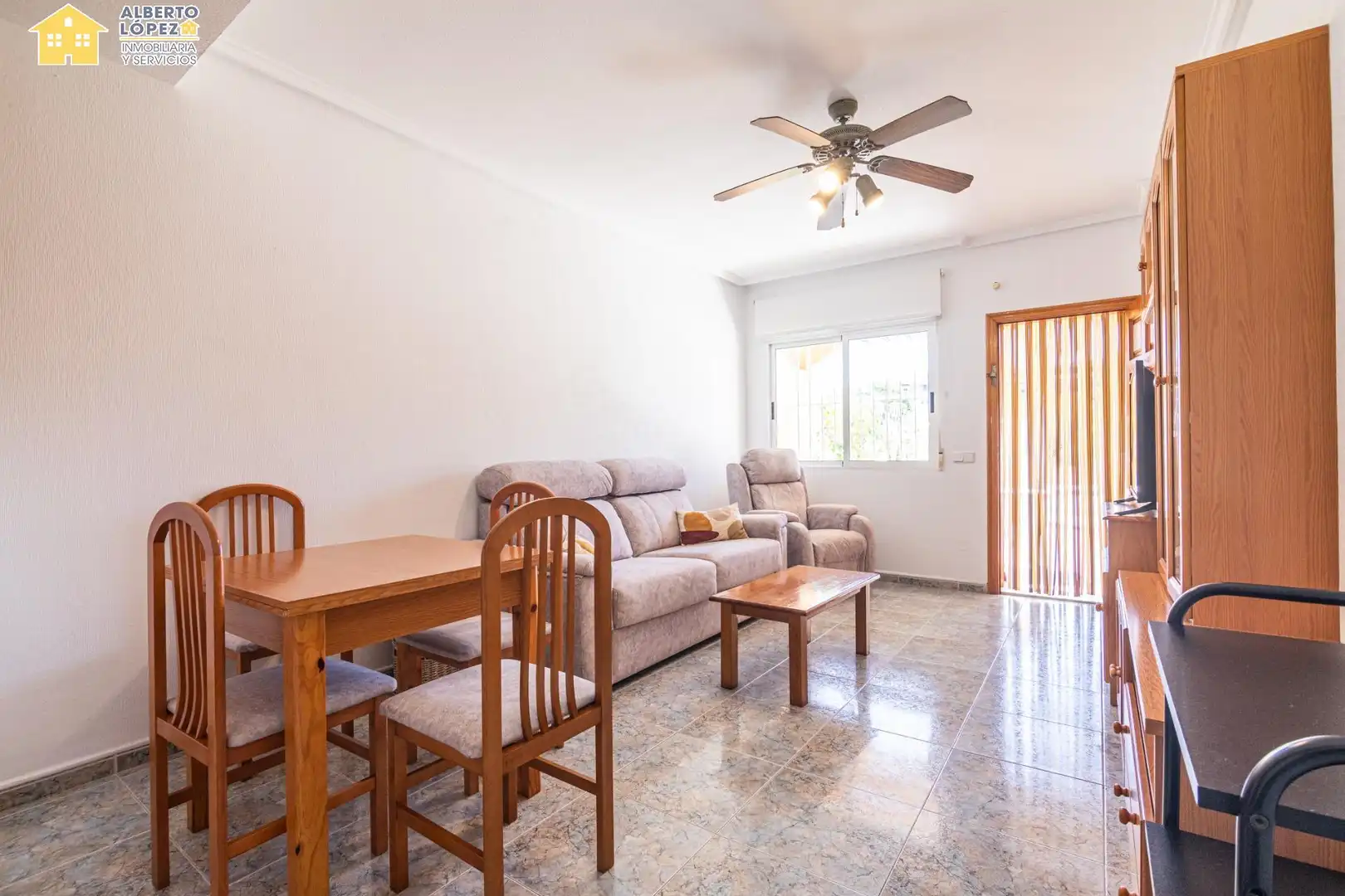 Bungalow with terrace for sale in Los Arenales del Sol, imagen 11