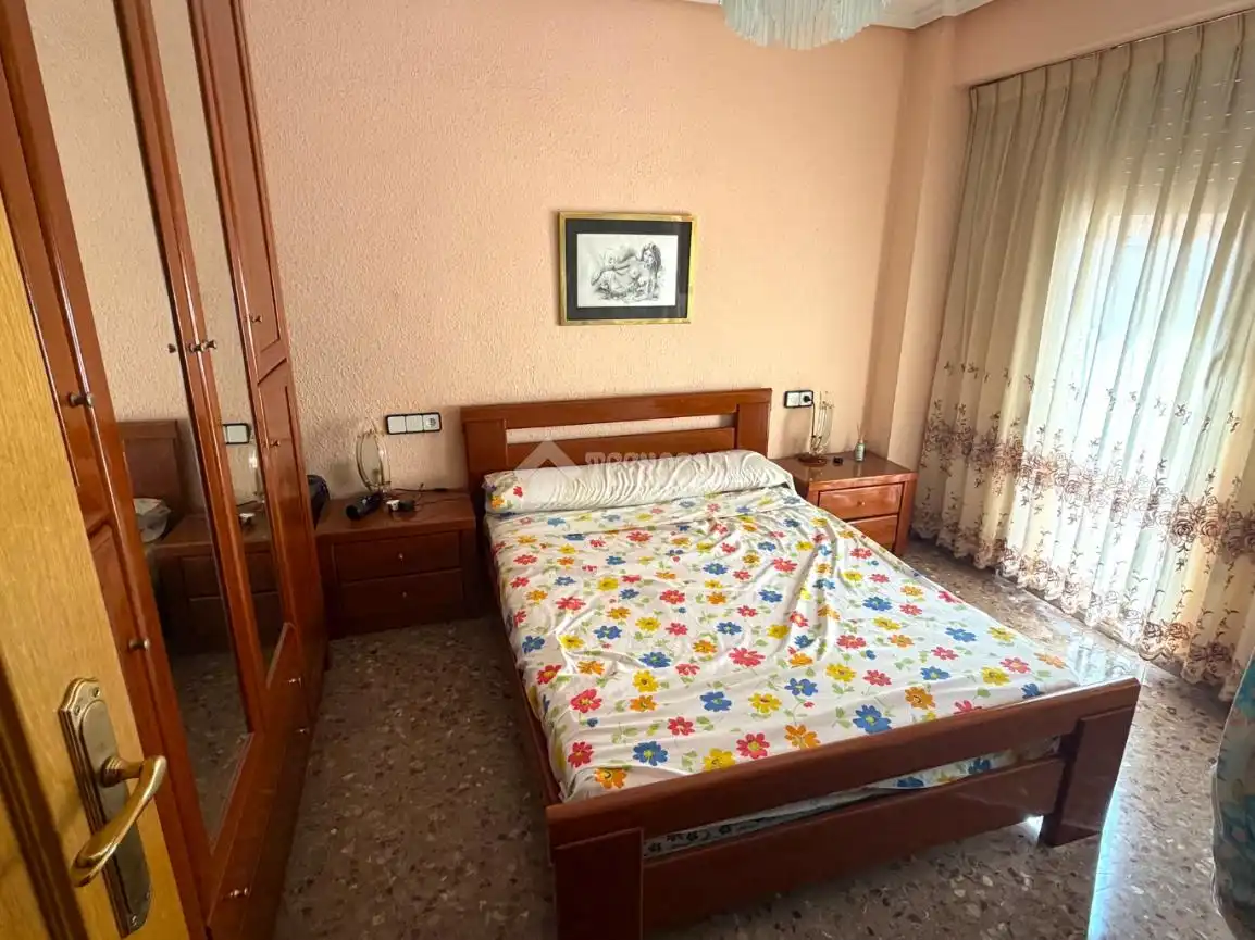 Habitación de Piso en venta en Valencia con Aire acondicionado y Balcón