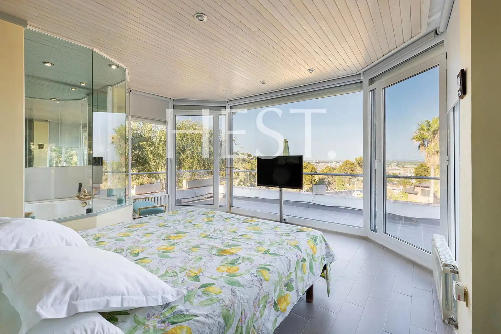 Habitación de Casa o chalet en venta en Castelldefels con Calefacción, Jardín privado y Parquet