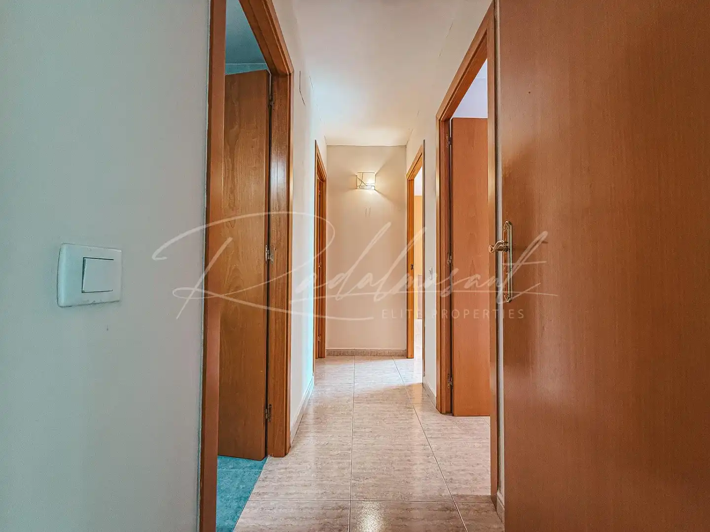 Wohnung zum Verkauf in Cambrils mit Klimaanlage, Heizung und Privatgarten