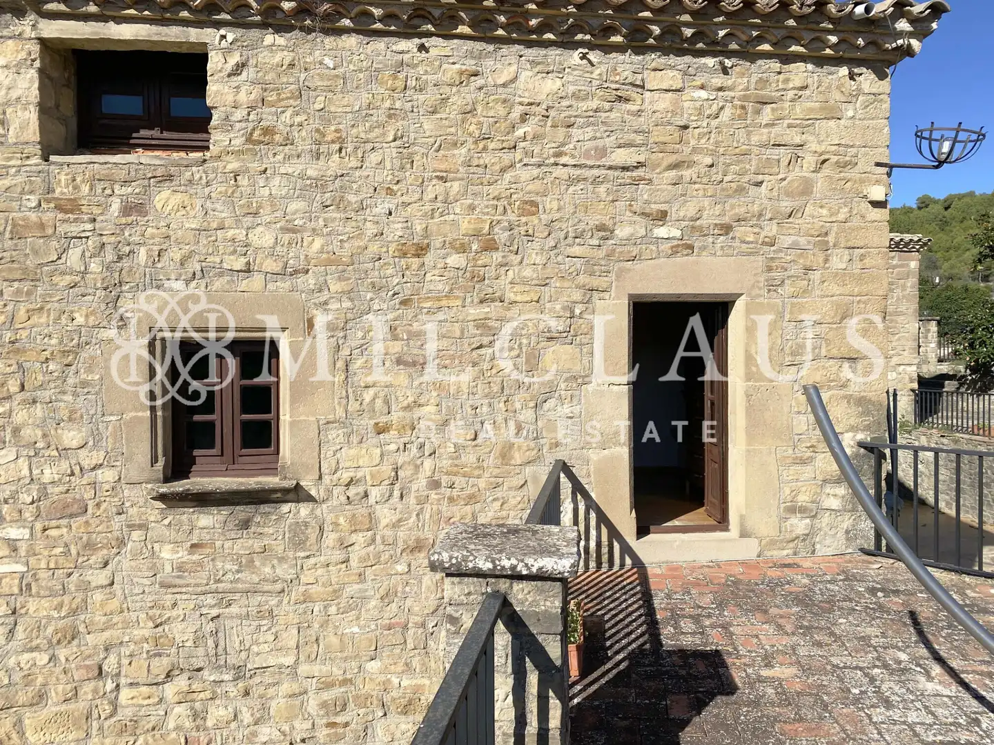 Vista exterior de Finca rústica en venda en Talamanca amb Aire condicionat, Calefacció i Jardí privat