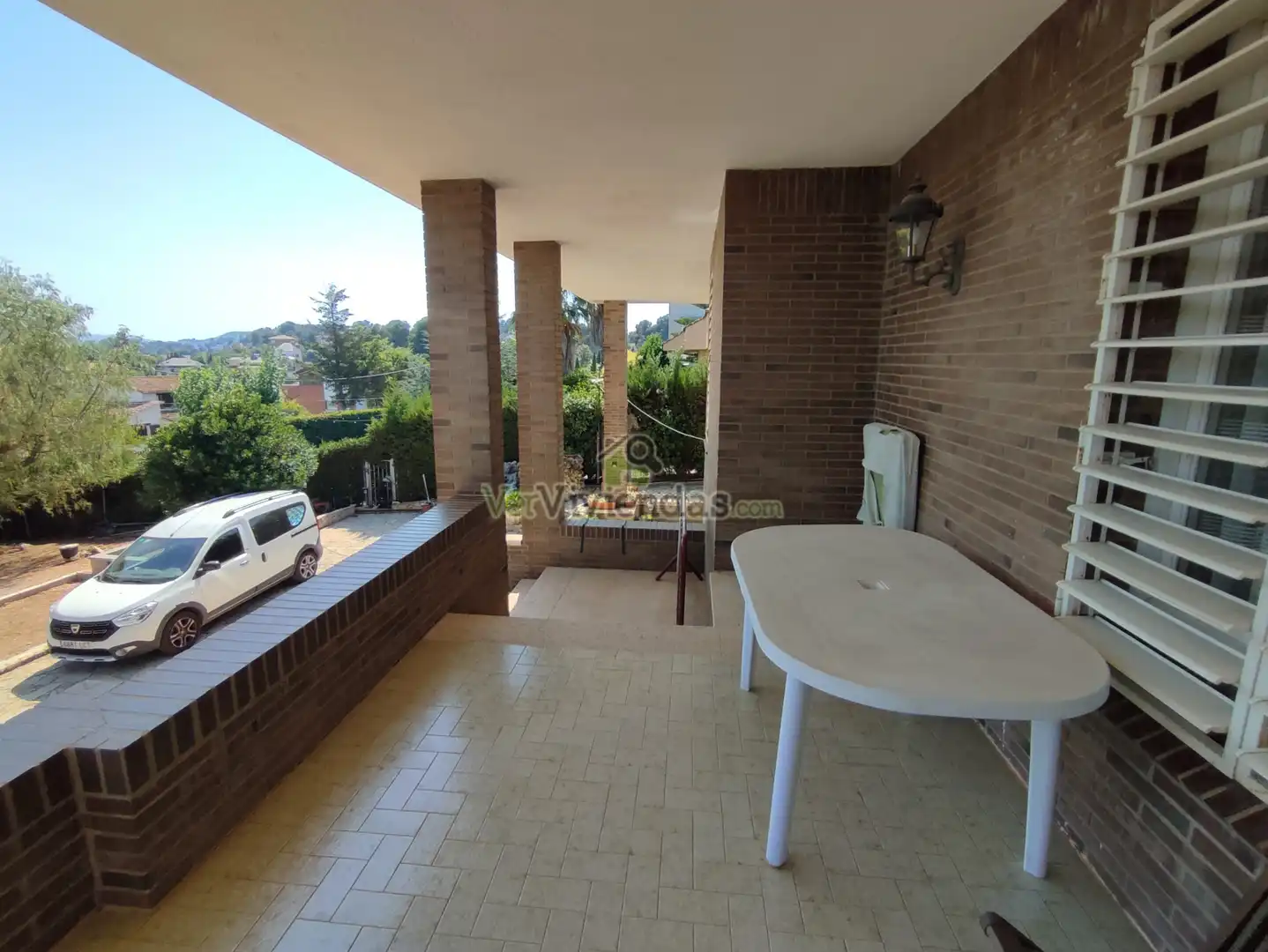 Houses for sale in Ronda Montmany, 36, Pallejà