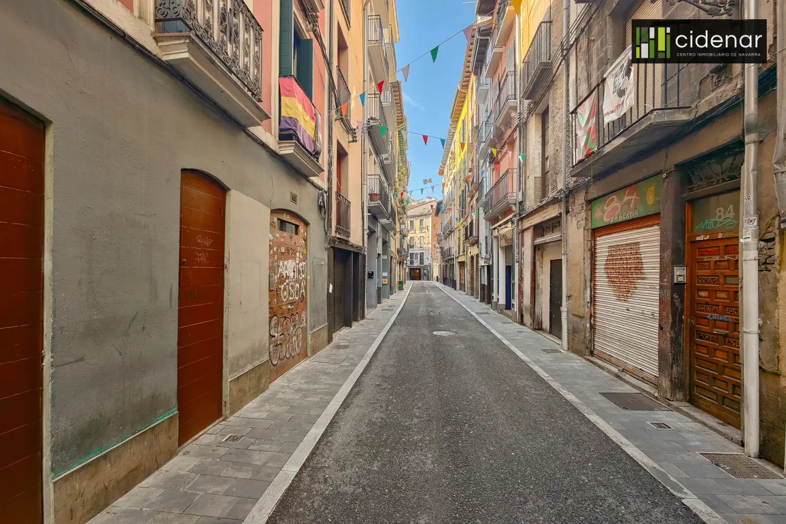 Vista exterior de Pis en venda en  Pamplona / Iruña amb Moblat i Balcó