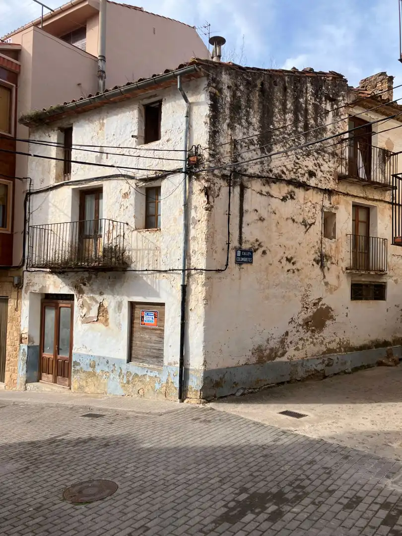 Casa amb terrassa en venda a Plaza Don Blasco 6, imagen 2