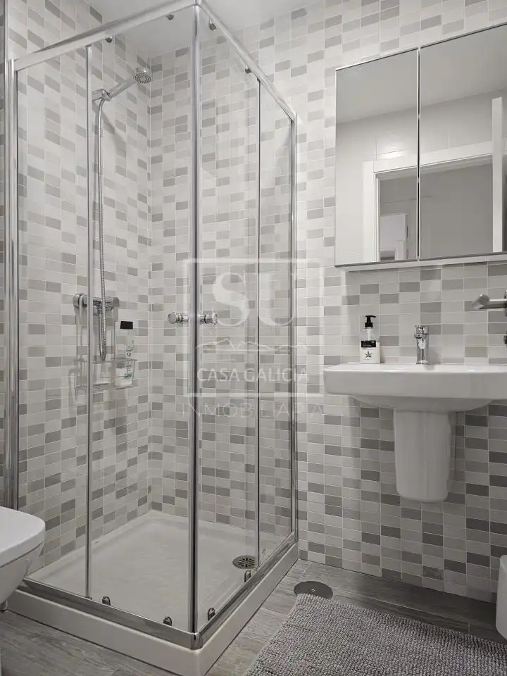 Baño de Piso de alquiler en Baiona con Calefacción, Terraza y Trastero