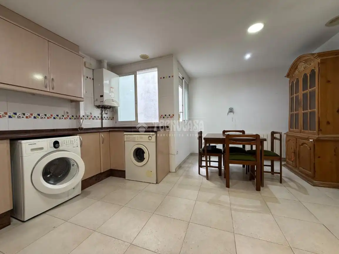Cocina de Piso en venta en San Antonio de Benagéber con Aire acondicionado, Trastero y Balcón