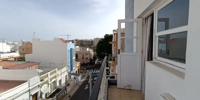 Vista exterior de Pis en venda en Santa Cruz de Tenerife amb Terrassa i Moblat