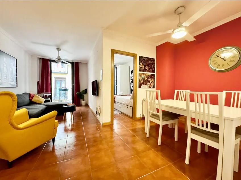 Living room of Flat to rent in  Madrid Capital  with Air Conditioner, Heating and Furnished