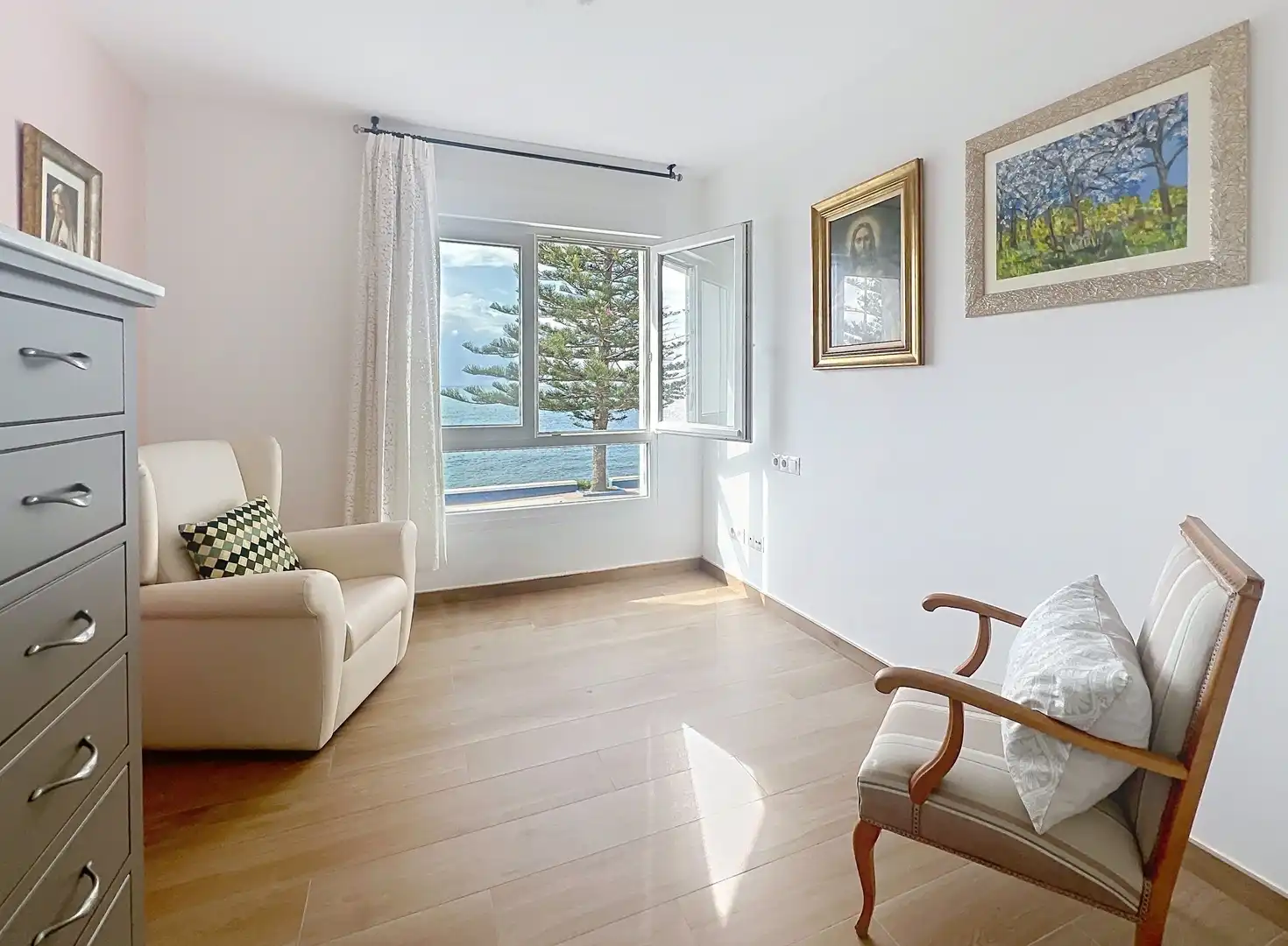 Sala d'estar de Casa o xalet en venda en Vélez-Málaga amb Terrassa