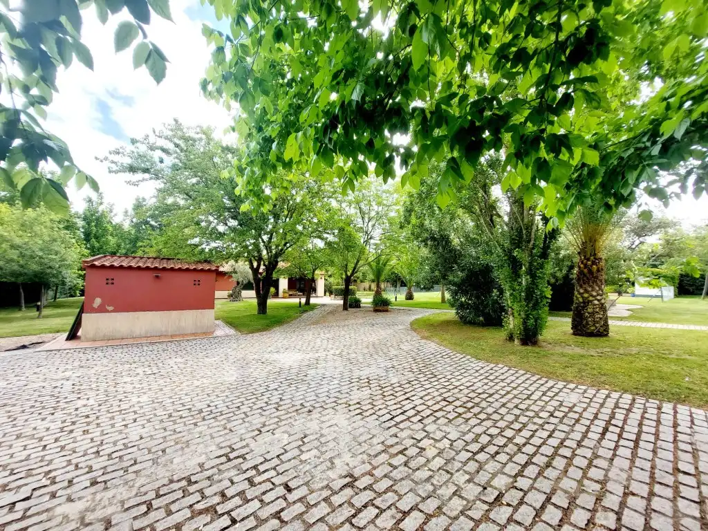 Vista exterior de Casa o xalet en venda en Badajoz