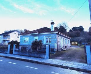 Vista exterior de Casa o xalet en venda en Sarreaus amb Calefacció, Jardí privat i Terrassa