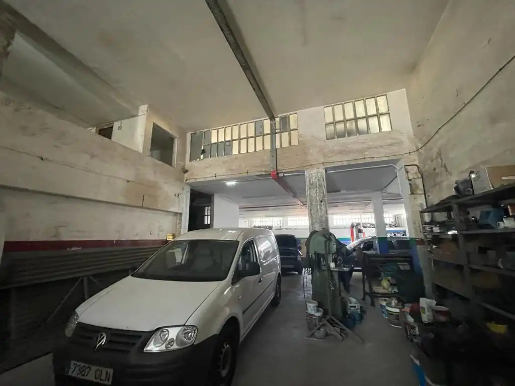 Local comercial de lloguer a Carrer Bifurcació, imagen 7