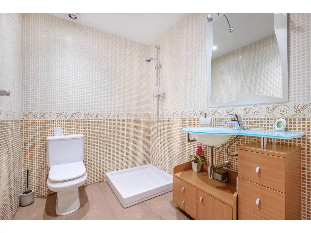 Bathroom of Houses for sale in Matadepera  with Heating, Private garden and Terrace